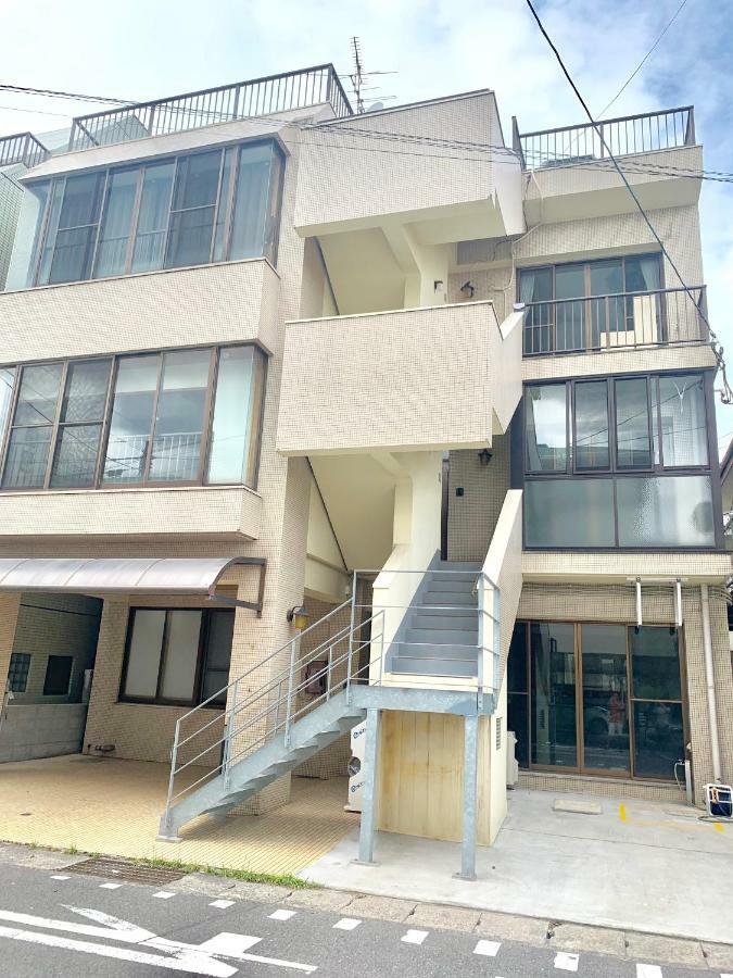 가고시마 ガナダン中央駅 2F 無料駐車場 빌라 외부 사진